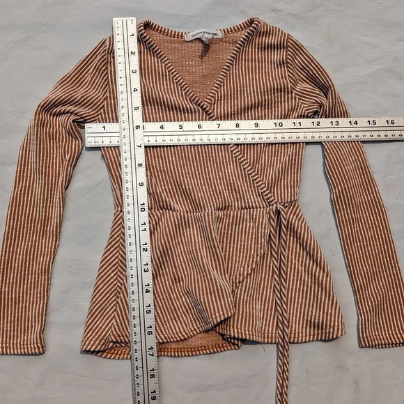 Caution to the Wind  Striped Faux Long Sleeve Wrap Top - Woman XS - Picture 2 of 4
